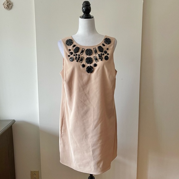 ASOS embellished stone style neckline sleeveless beige shift - Picture 2 of 9